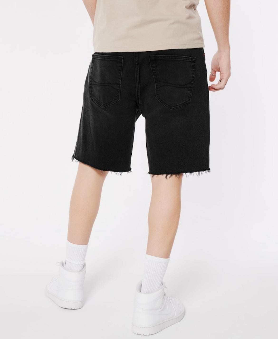 SHORT DE JEANS CON ROTURAS HOLLISTER CO
