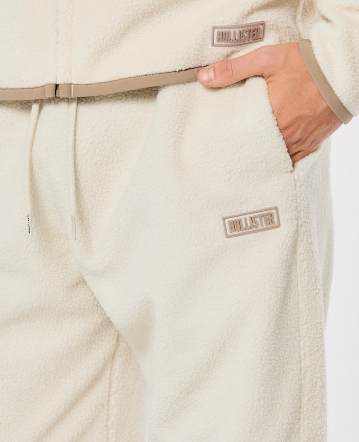 PANTALÓN DE SHERPA HOLGADO HOLLISTER CO