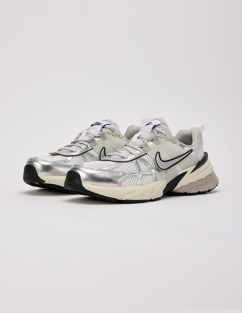 Championes Nike V2K Run Gris