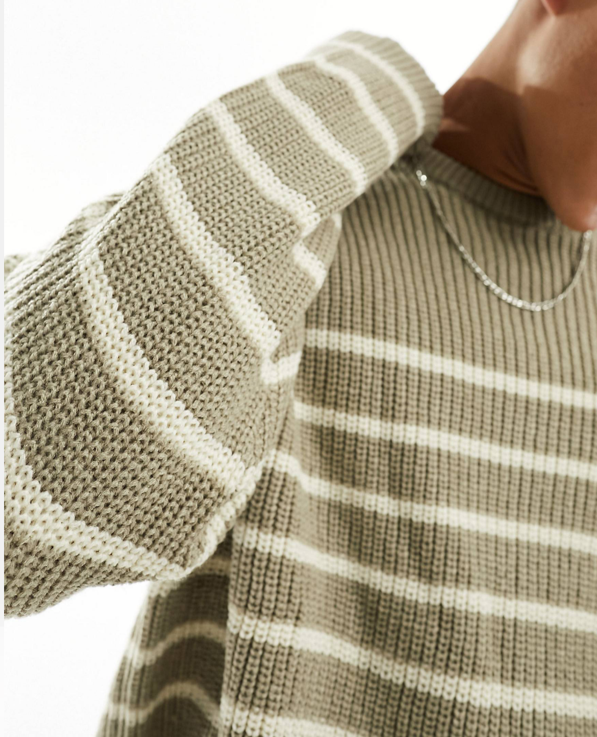 SWEATER OVERSIZE A RAYAS