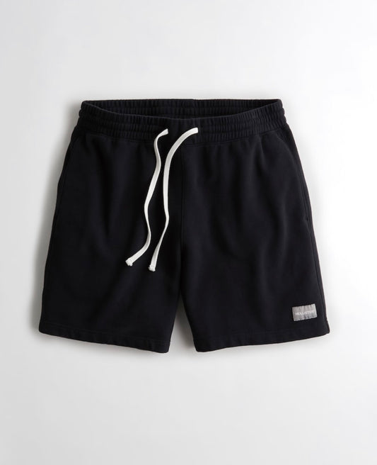 SHORT CON ETIQUETA 7’ HOLLISTER CO