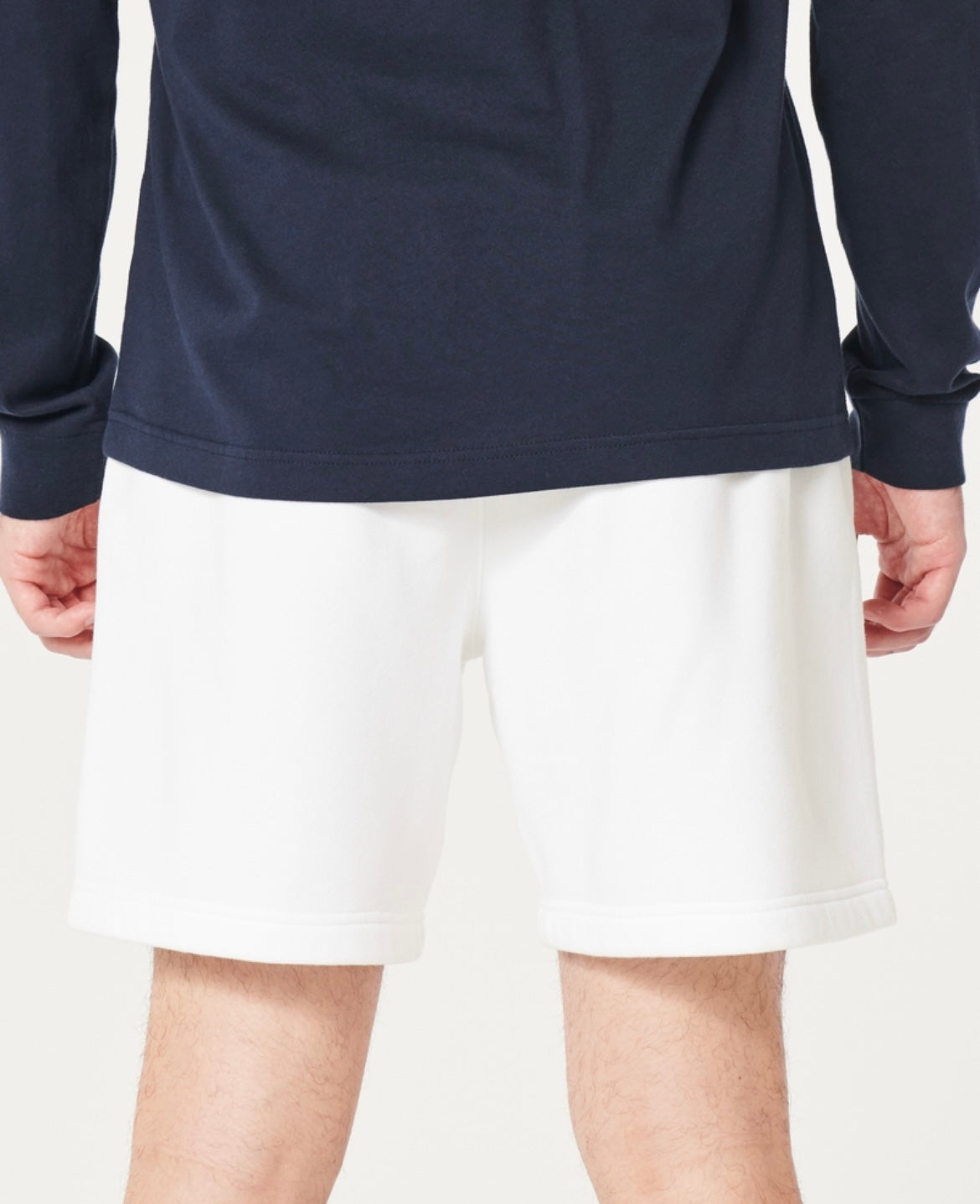 SHORT CON LOGOTIPO BORDADO 7’ HOLLISTER CO