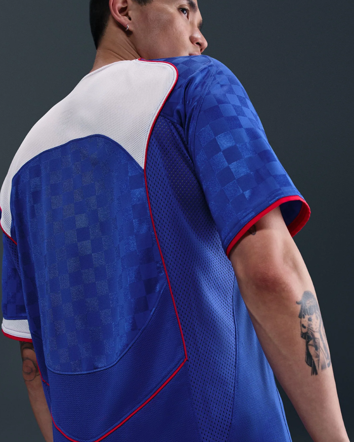 Remera Nike Total 90 Azul